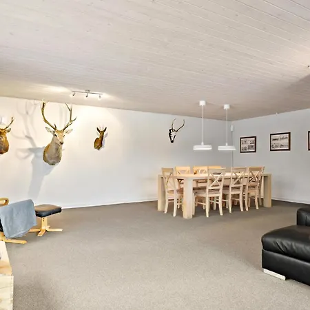 3 Bedroom Pet Friendly In Holiday home *