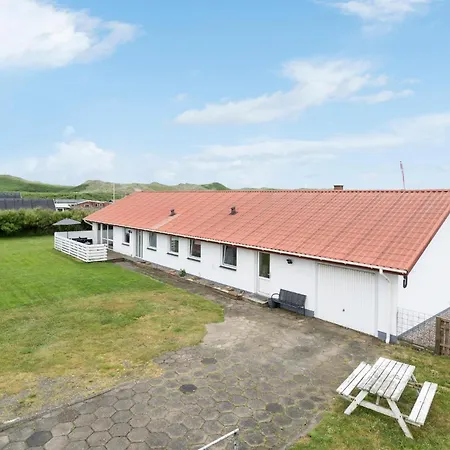 3 Bedroom Pet Friendly In Holiday home